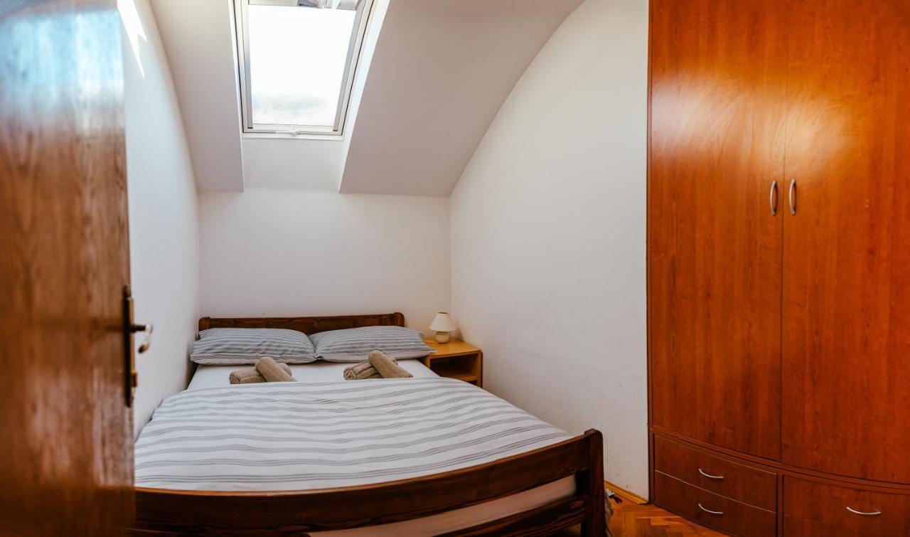 Lika Story Apartman Josipdol Kültér fotó
