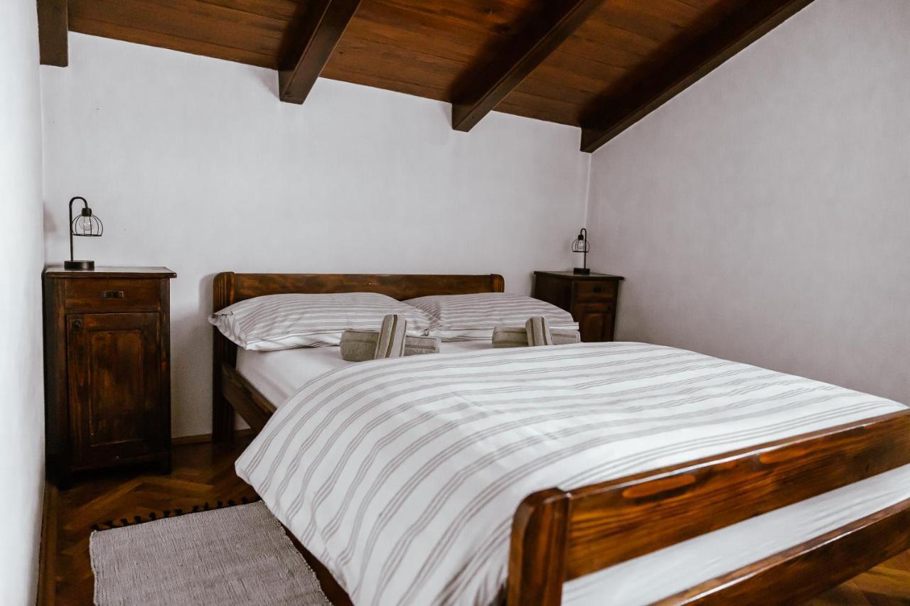 Lika Story Apartman Josipdol Kültér fotó
